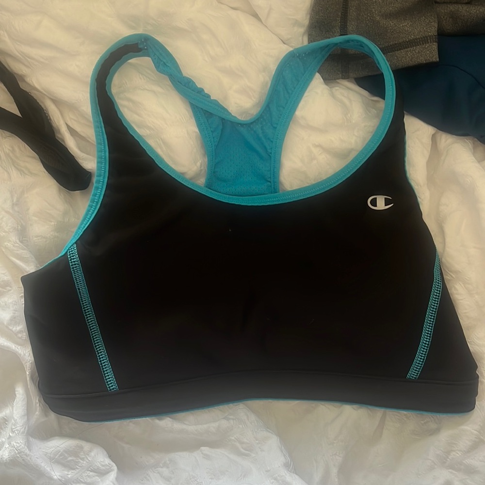 Reversible sports bra